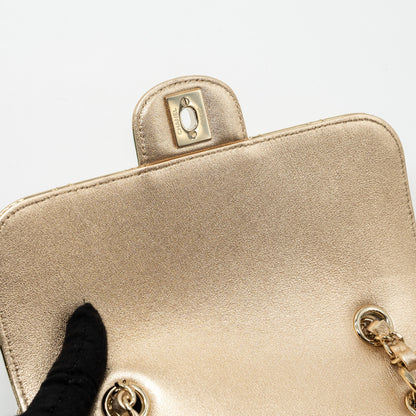 Chanel 24C backpack with star patent gold L (microchip)