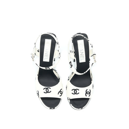 Chanel Size 37 CC Logo Leather Sandal Black/White