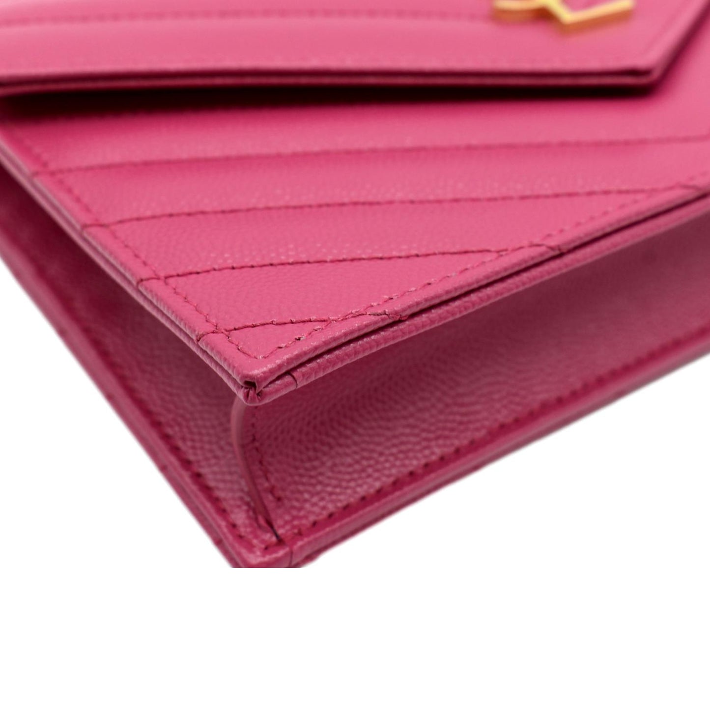 YVES SAINT LAURENT Cassandre Grain De Poudre Embossed Chain Envelope Bag Fuchsia