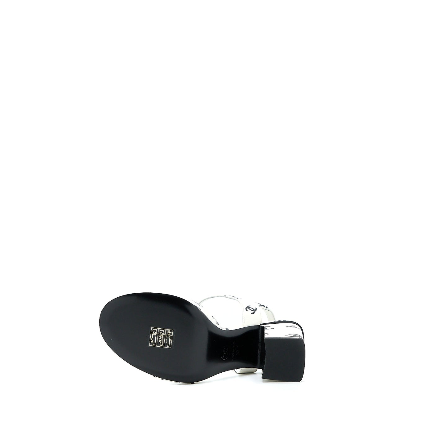 Chanel Size 37 CC Logo Leather Sandal Black/White