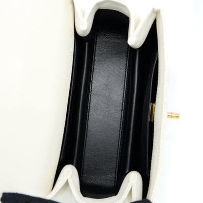 Chanel 22K Coco First Caviar White  (Microchip)