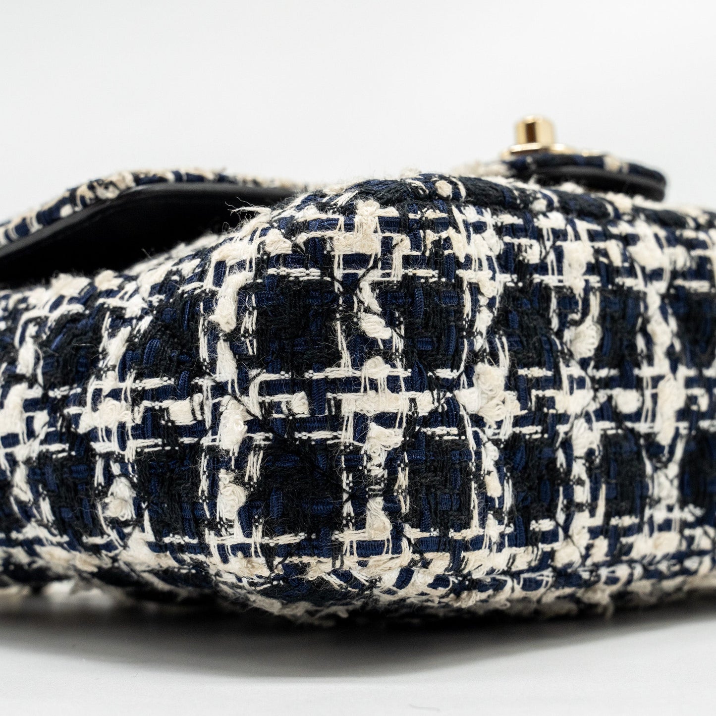 Chanel Mini Flap Bag with Detailed Chain Tweed Black/White L (Microchip)