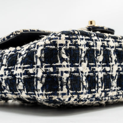 Chanel Mini Flap Bag with Detailed Chain Tweed Black/White L (Microchip)
