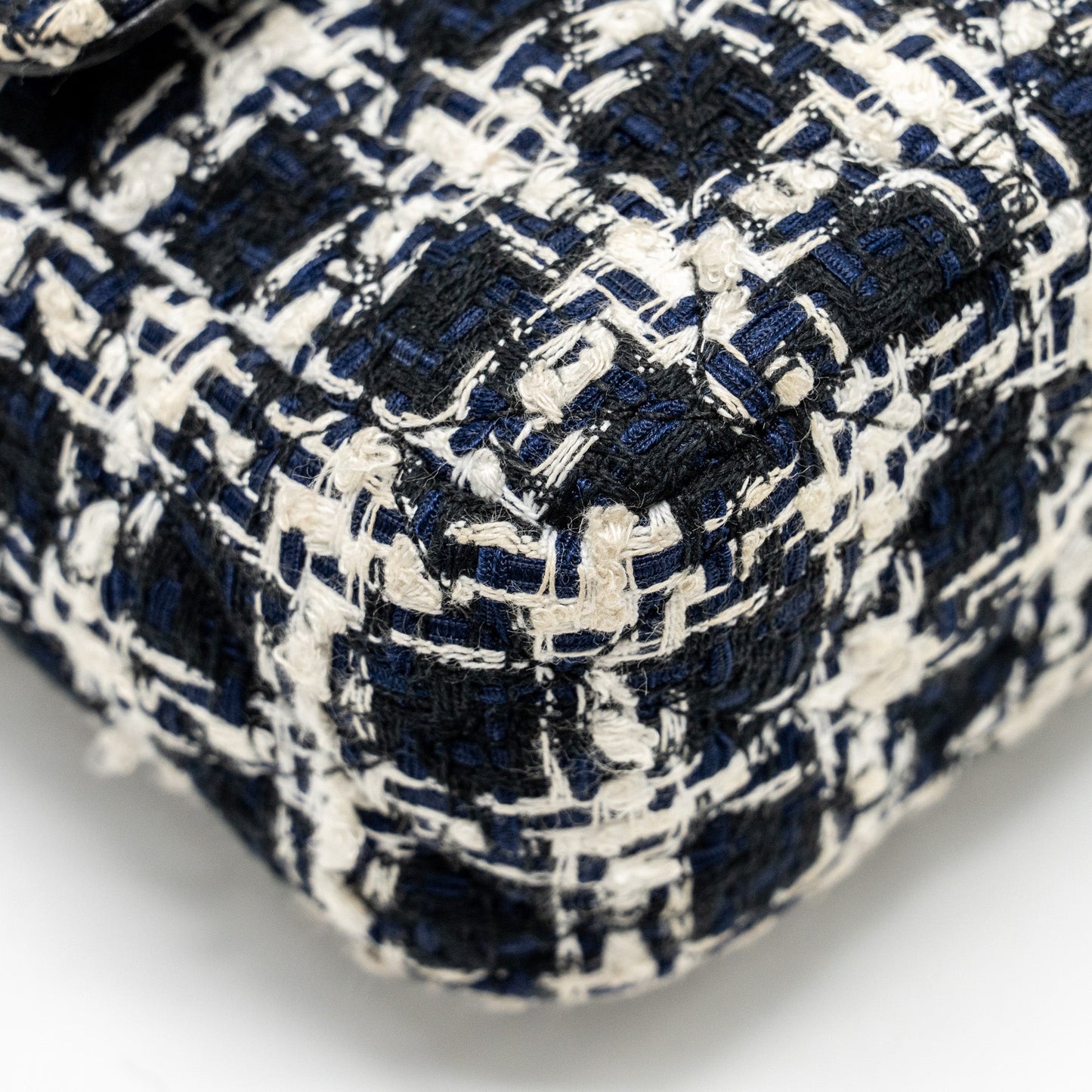 Chanel Mini Flap Bag with Detailed Chain Tweed Black/White L (Microchip)