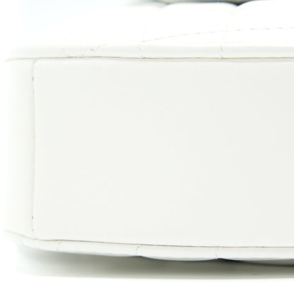 Chanel 22s Heart Bag Lambskin White L (Microchip)