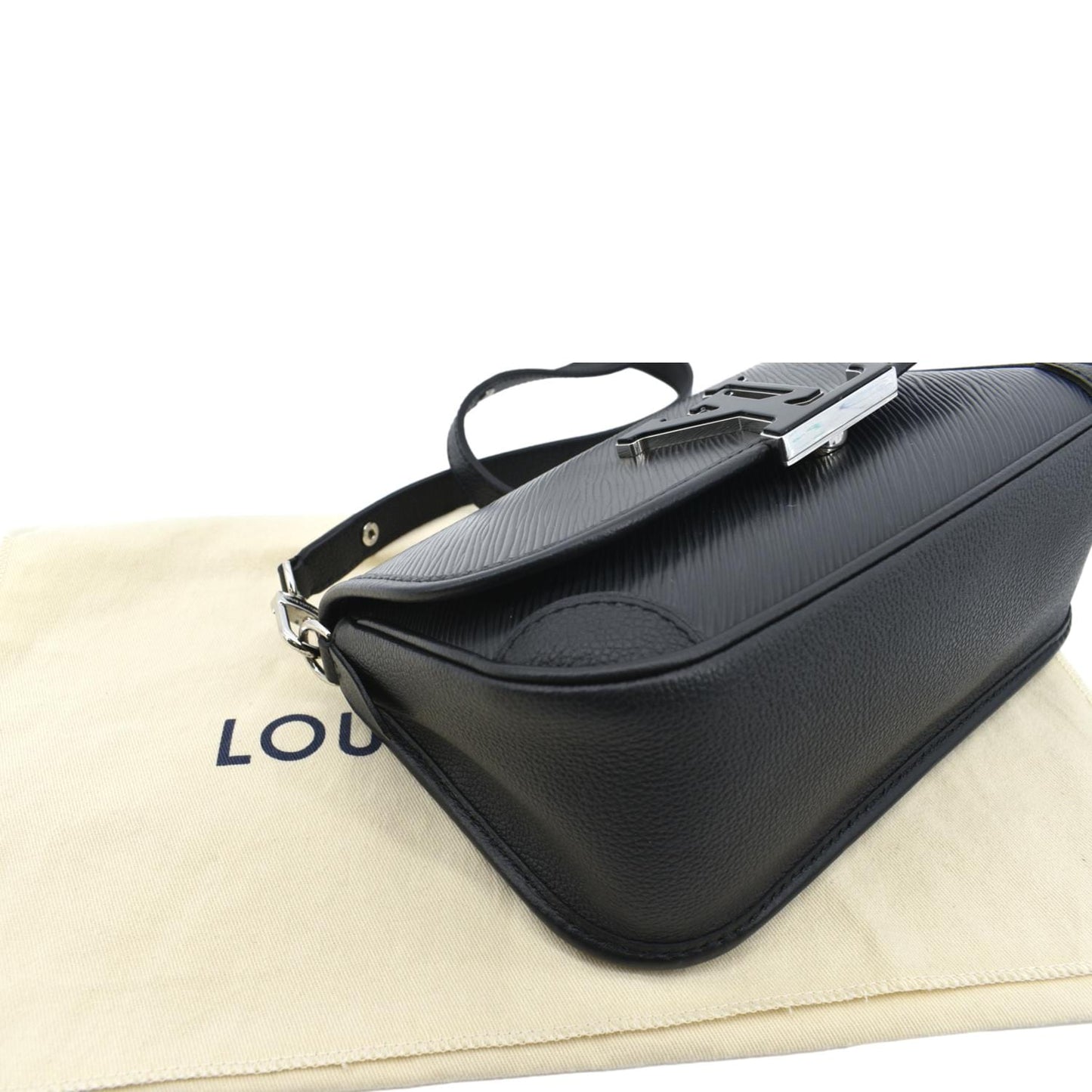 LOUIS VUITTON Buci Epi Grained Leather Shoulder Bag Black