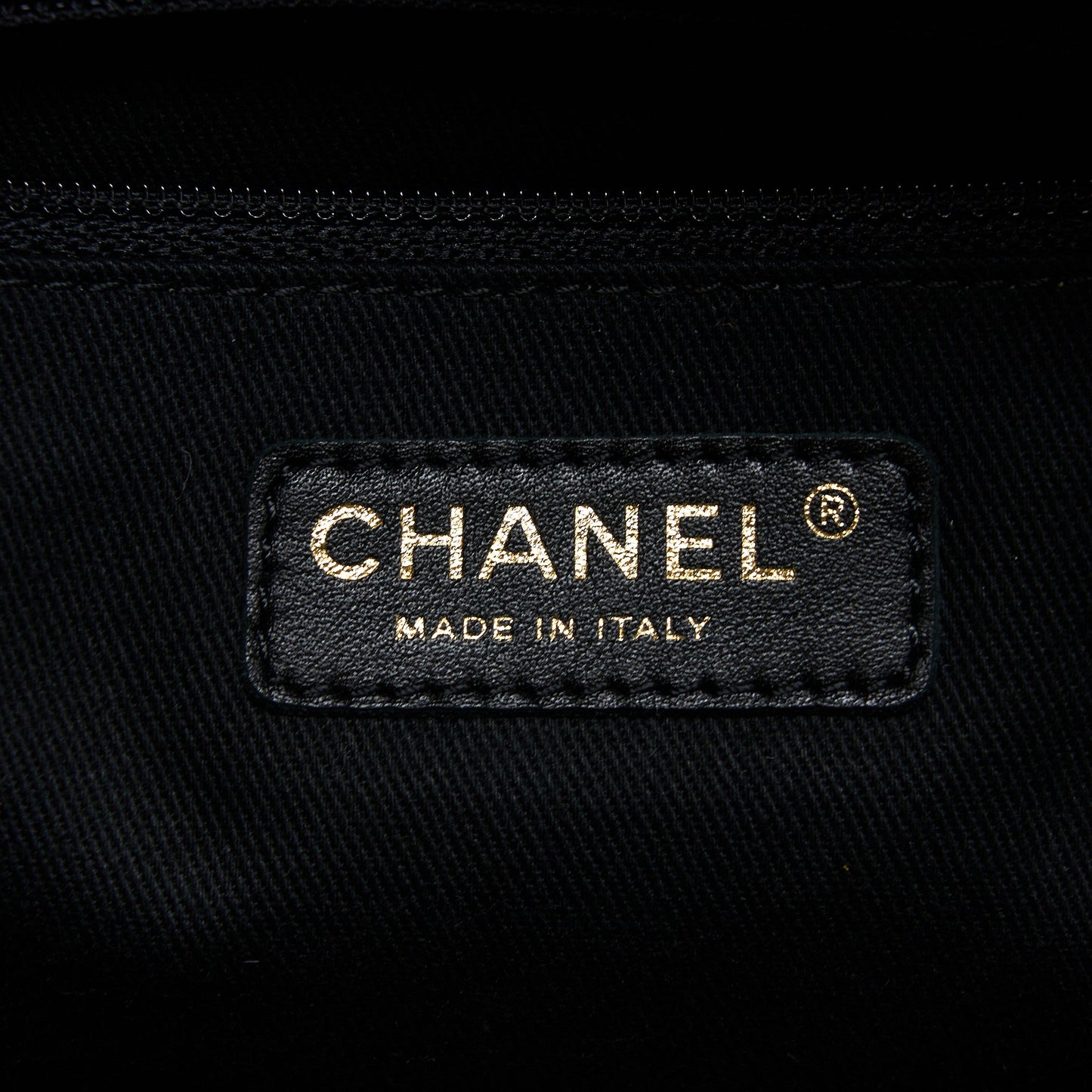 Chanel Matelasse Chain Tote Bag Caviar Black
