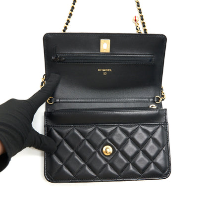 Chanel Pearl Crush Wallet on Chain Lambskin black