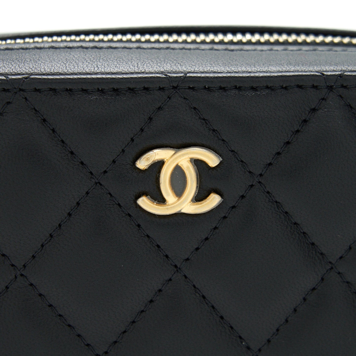 Chanel Pearl Crush Mini Camera Case With Chain Lambskin Black