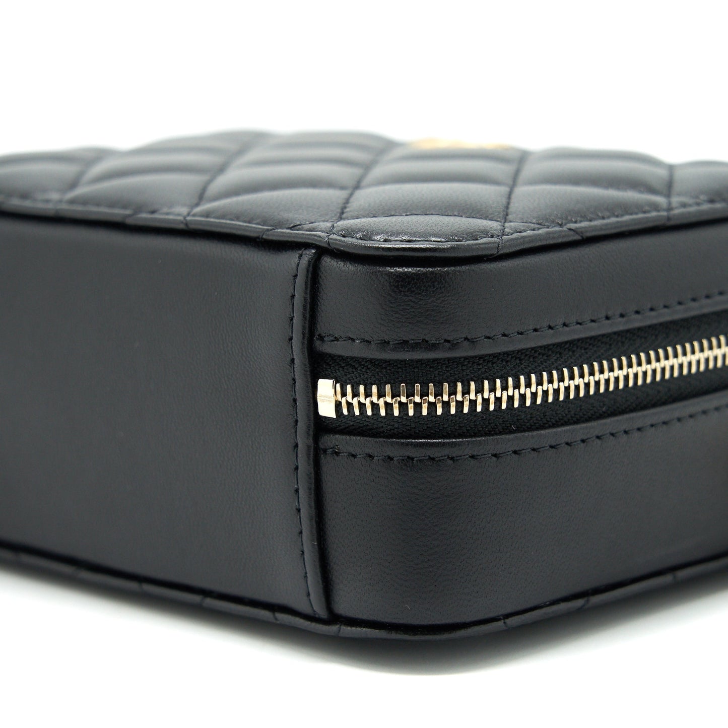 Chanel Pearl Crush Mini Camera Case With Chain Lambskin Black