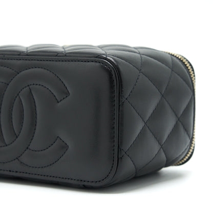 Chanel 22A Top Handle Long Vanity With Chain Lambskin Black L