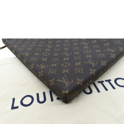 LOUIS VUITTON Carry it Monogram Canvas Shoulder Bag Brown
