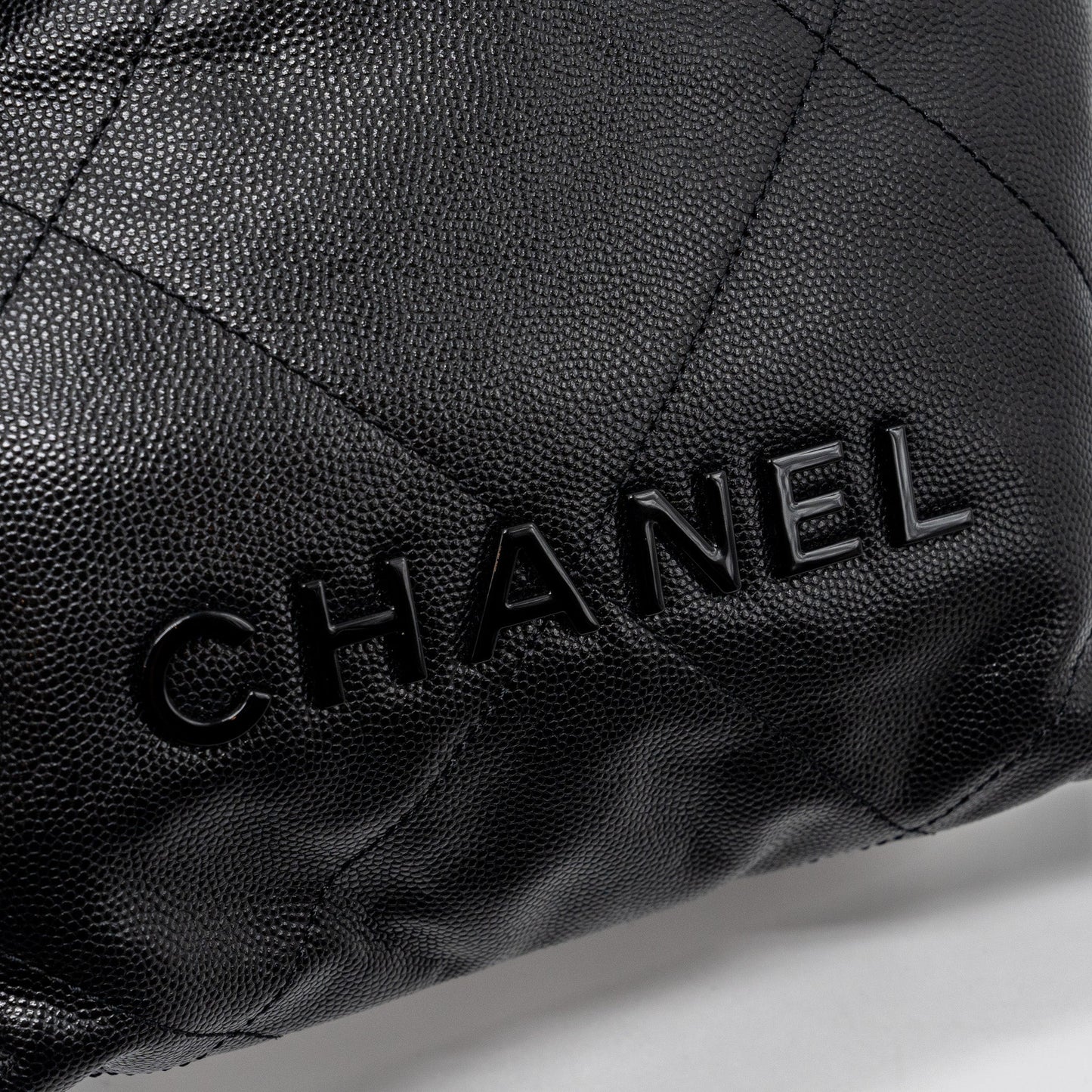 Chanel mini 22 bag caviar black  (microchip)