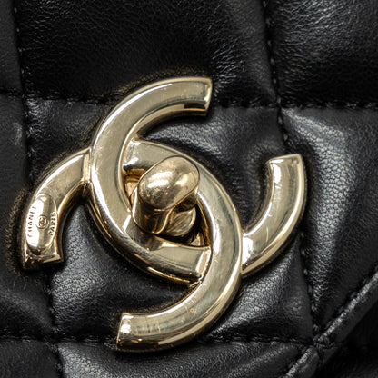 Chanel medium trendy CC lambskin black