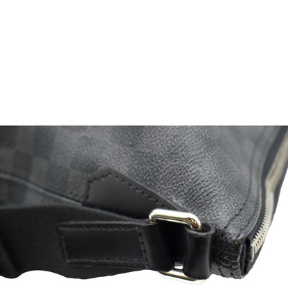 LOUIS VUITTON Mick Damier Graphite Messenger Crossbody Bag Black