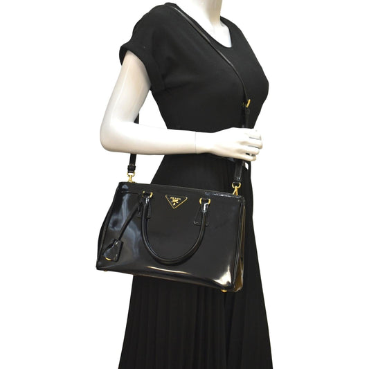 PRADA Double Zip Patent Leather Shoulder Bag Black B1801N