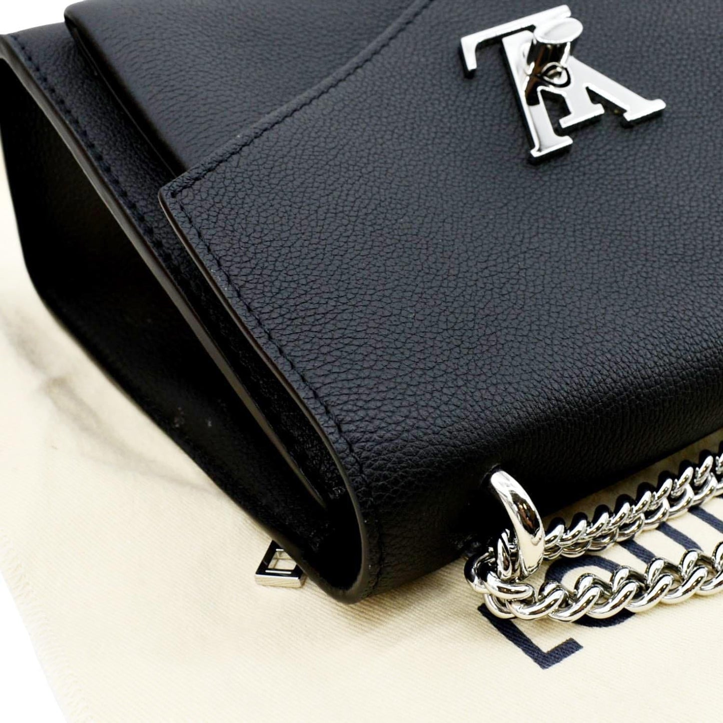 LOUIS VUITTON Mylockme Chain Calf Leather Chain Shoulder Bag Black