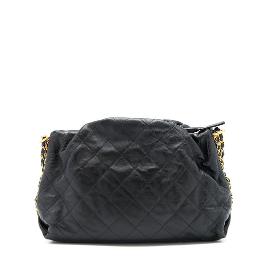 Chanel quilted shoulder bag lambskin black