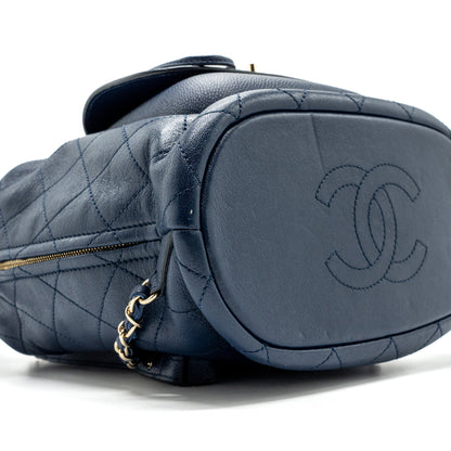 Chanel Drawstring Backpack Lambskin / Grained Calfskin Dark Blue L