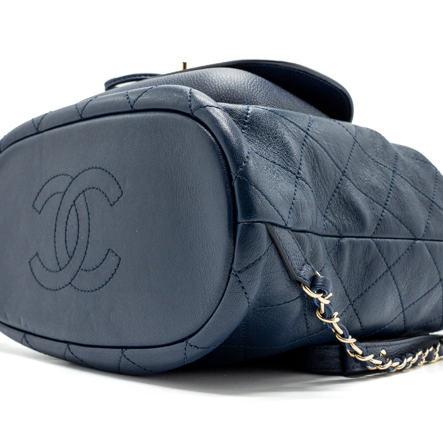 Chanel Drawstring Backpack Lambskin / Grained Calfskin Dark Blue L