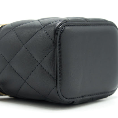 Chanel Pearl Crush Mini Vanity Case Lambskin Black