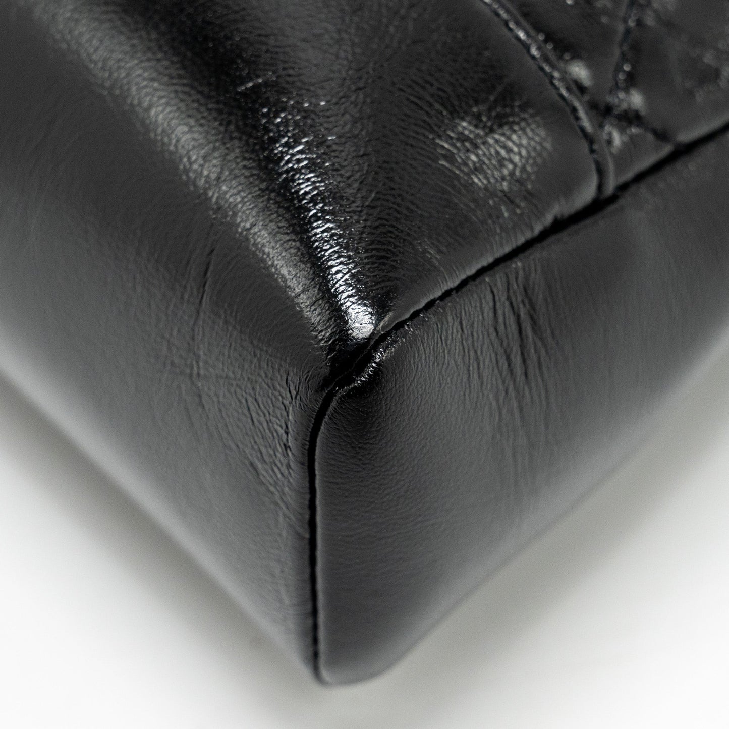 Chanel Mini 31 Bag Shiny Lambskin Black L (Microchip)