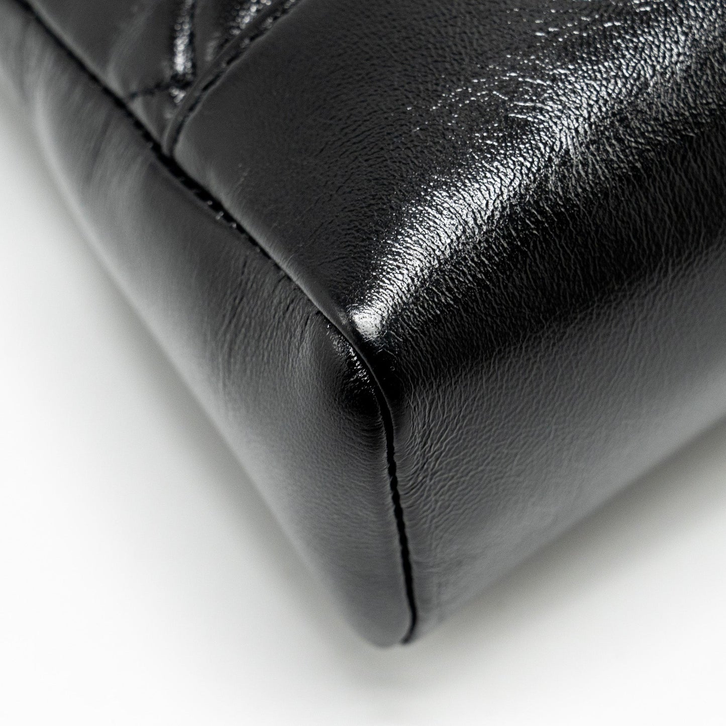 Chanel Mini 31 Bag Shiny Lambskin Black L (Microchip)