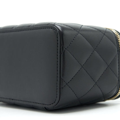 Chanel 21K Top Handle Rectangular Vanity With Chain Black L