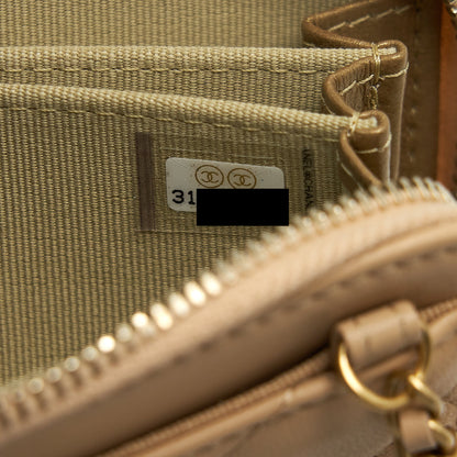 Chanel 22C Pearl Crush Card Holder With Chain Beige