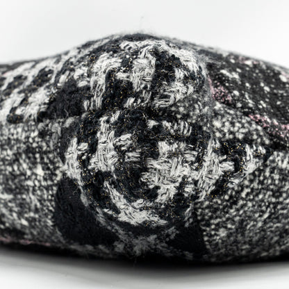 Chanel Medium 22 Bag fabric / tweed multicolour  (microchip)