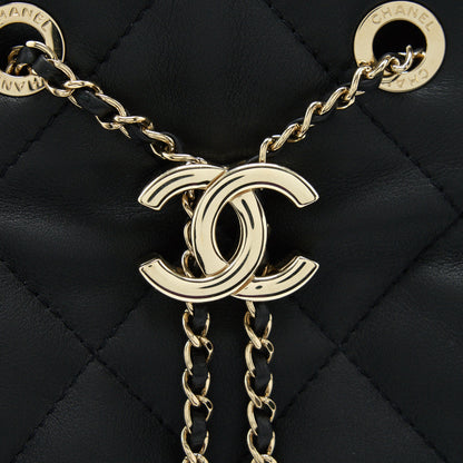 Chanel bucket bag quilted lambskin black L