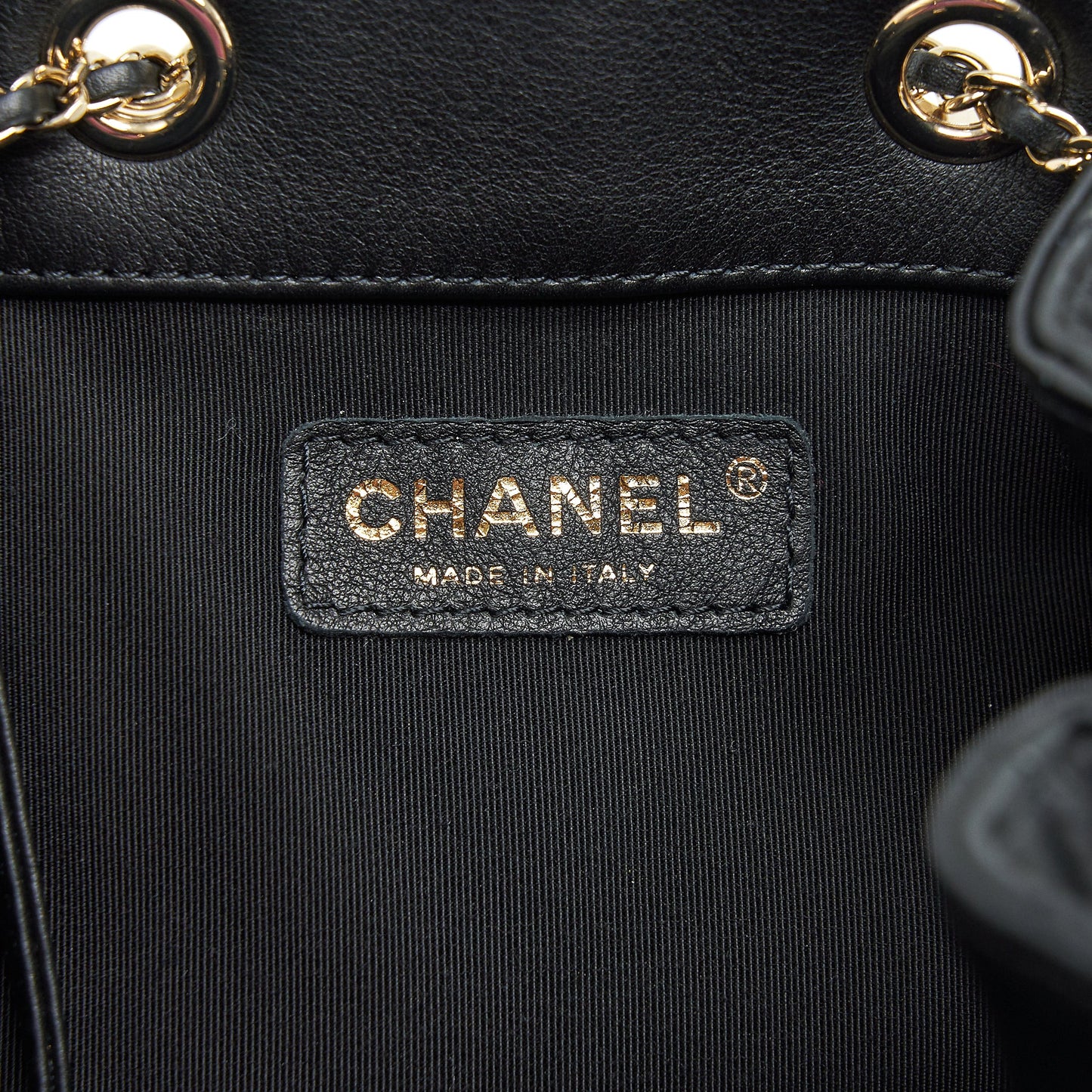 Chanel bucket bag quilted lambskin black L