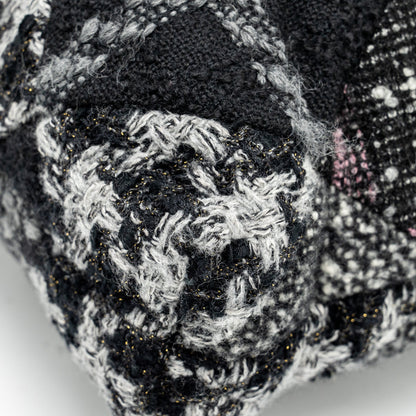 Chanel Medium 22 Bag fabric / tweed multicolour  (microchip)