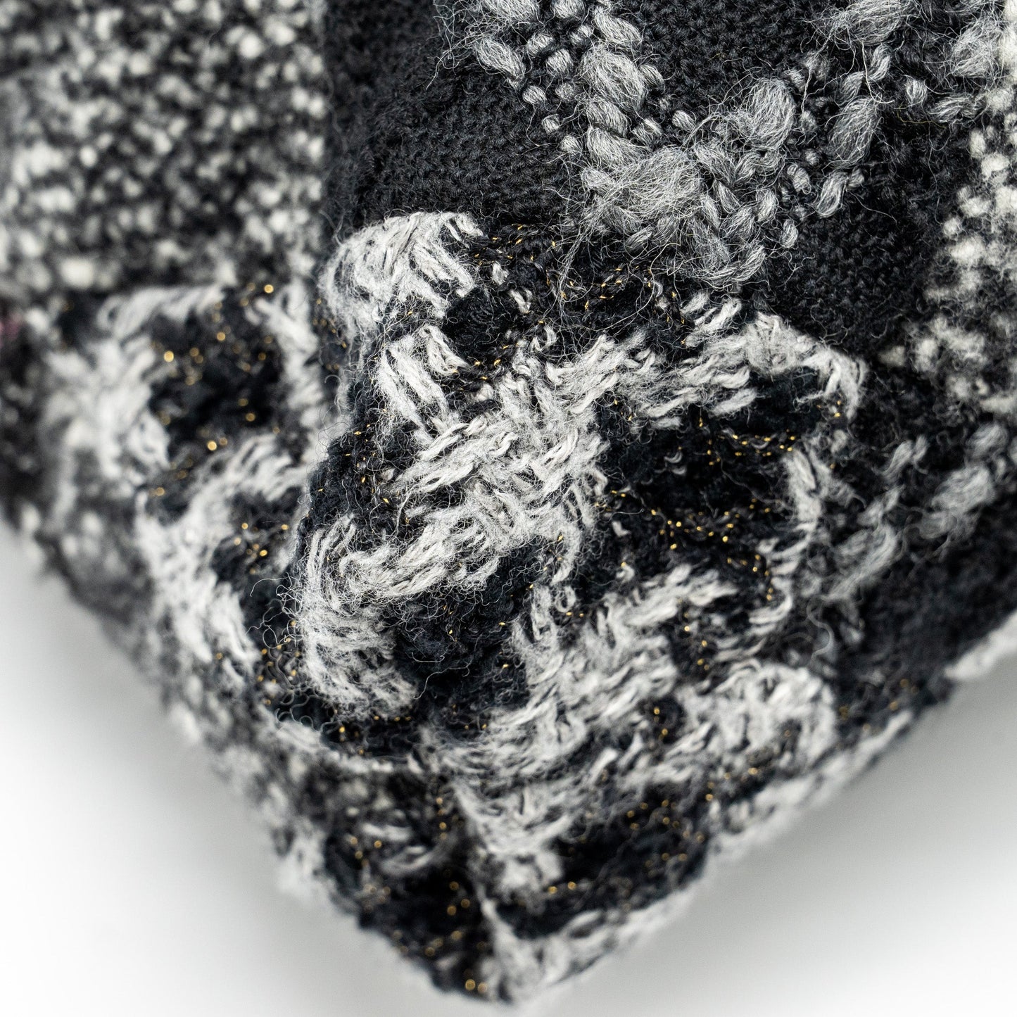 Chanel Medium 22 Bag fabric / tweed multicolour  (microchip)