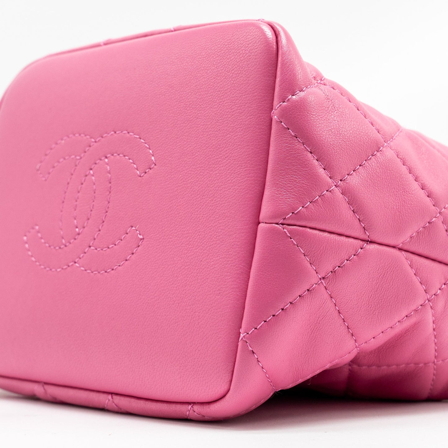 Chanel 20S Small Quilted hobo bag Lambskin Pink