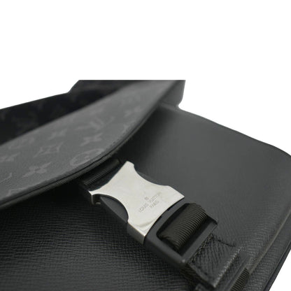 LOUIS VUITTON Taigarama Messengerama Monogram Eclipse Messenger Bag Grey