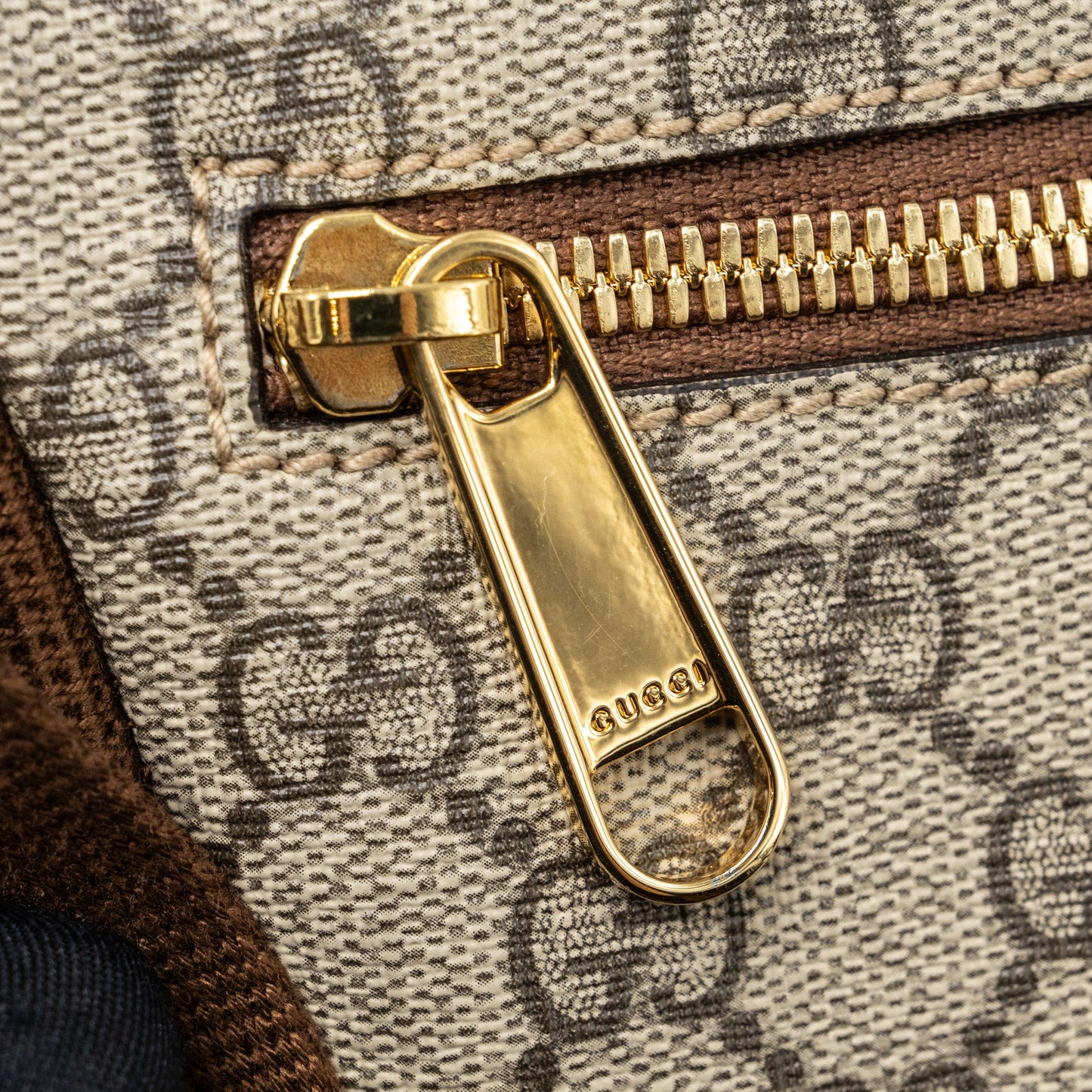 GUCCI BELT BAG INTERLOCKING GG Supreme CANVAS