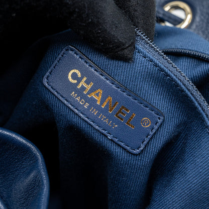 Chanel Drawstring Backpack Lambskin / Grained Calfskin Dark Blue L