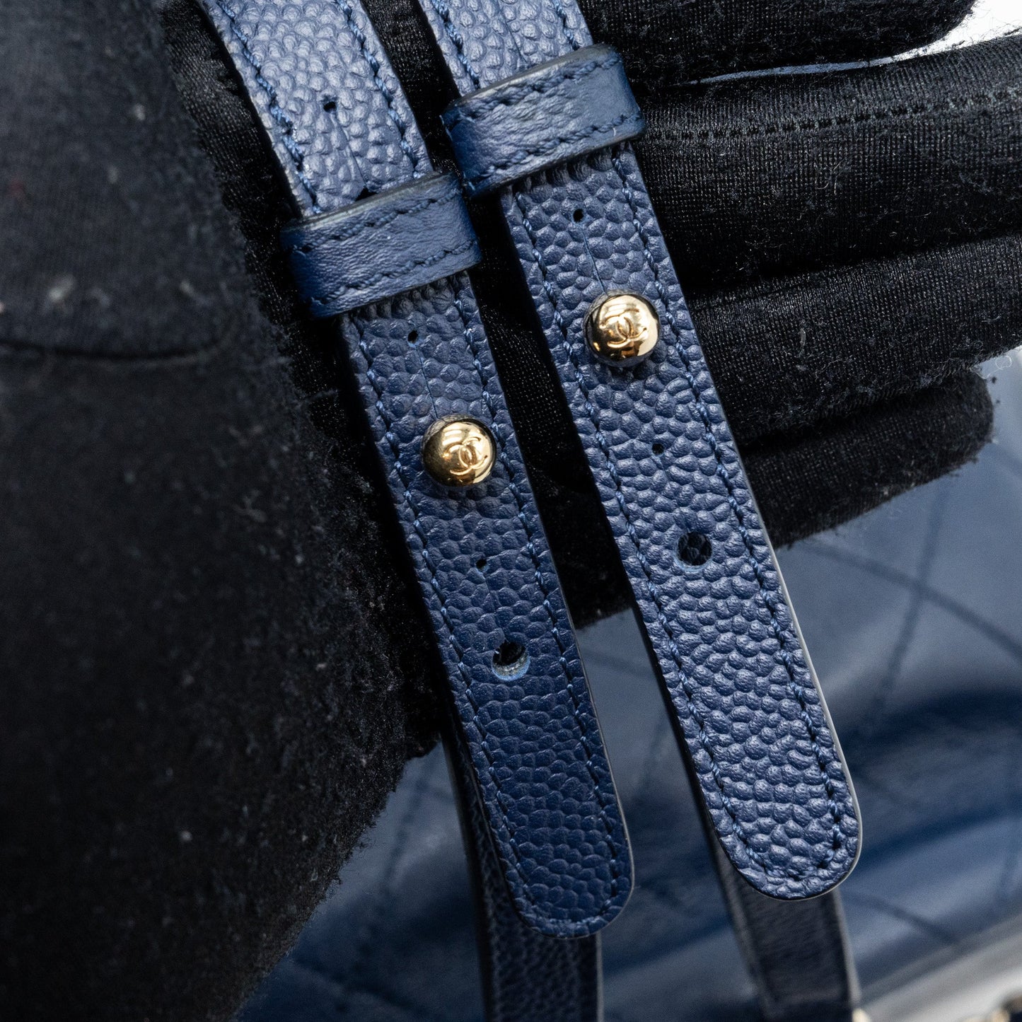 Chanel Drawstring Backpack Lambskin / Grained Calfskin Dark Blue L