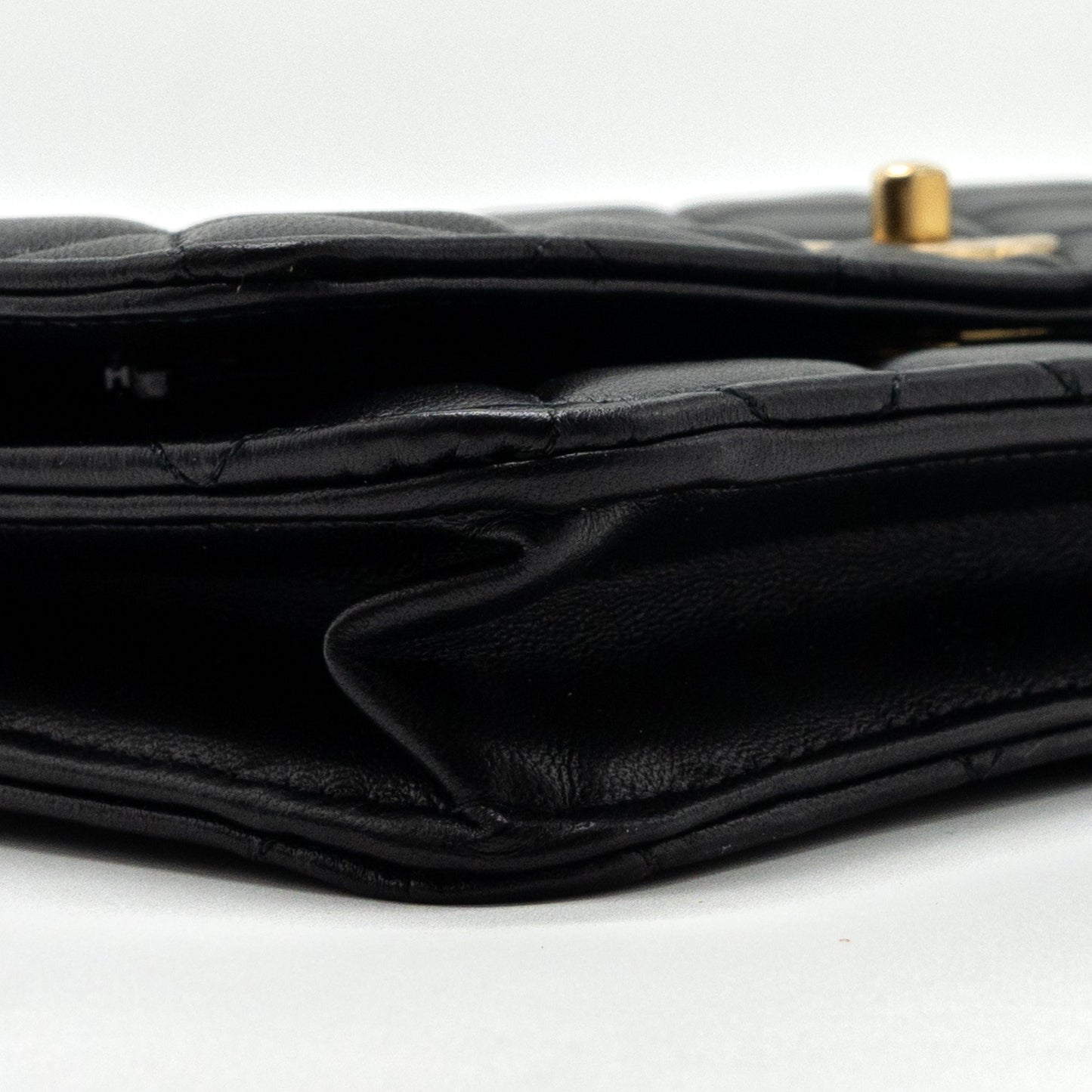 Chanel Pearl Crush Wallet On Chain Lambskin Black  (microchip)