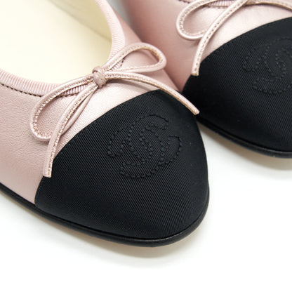 Chanel size37.5 flats Pink/ black