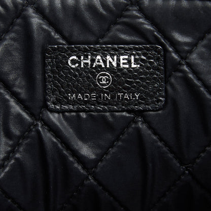 Chanel Caviar Pouch Black
