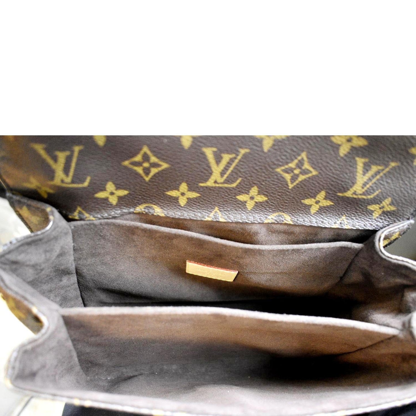 LOUIS VUITTON Metis Pochette Monogram Canvas Crossbody Bag Brown