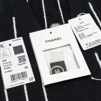 Chanel size 36 23p cardigan cashmere black/white