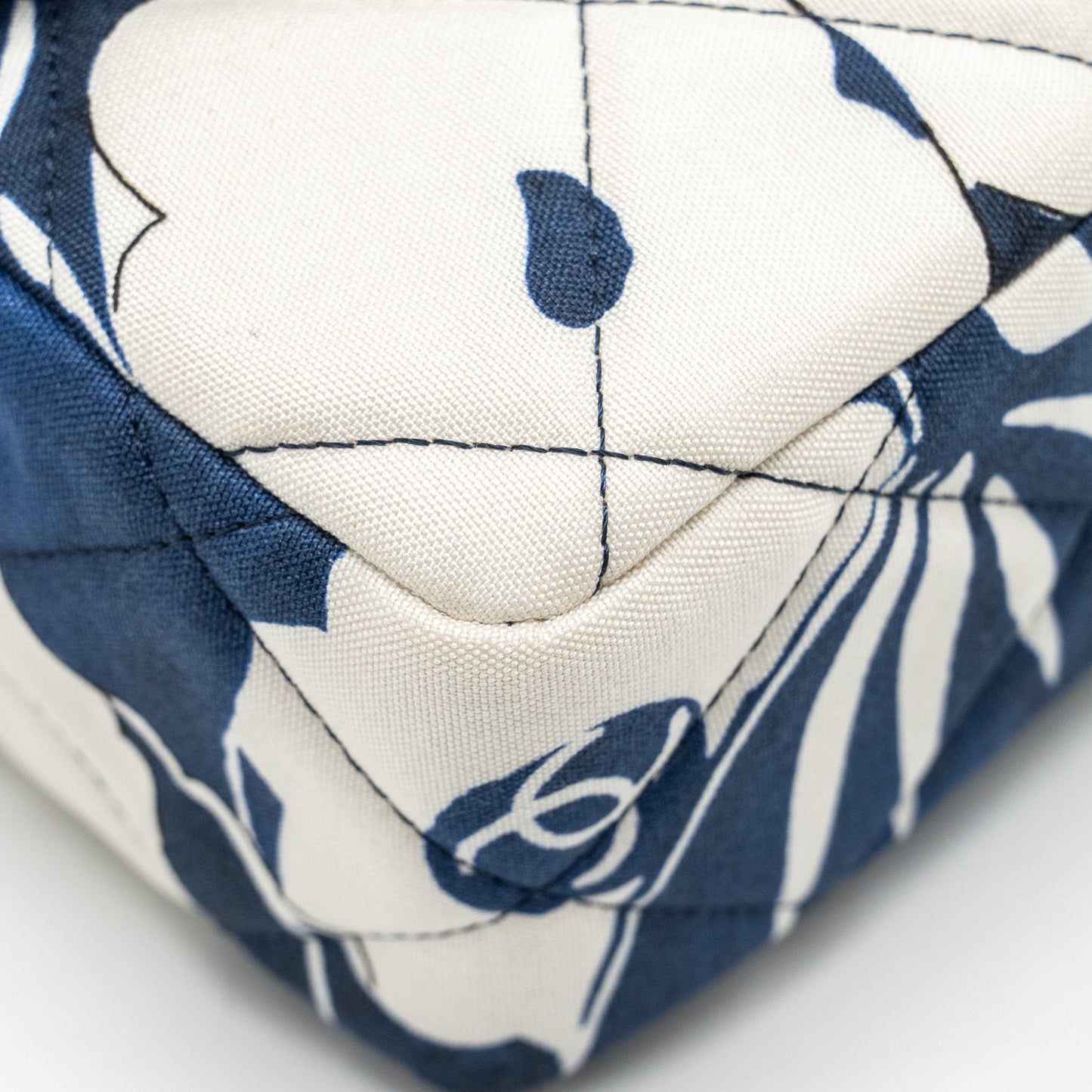 Chanel Medium Limited Edition Flora Printed Classic Flap Bag Silk Blue/WHITE  (Microchip)