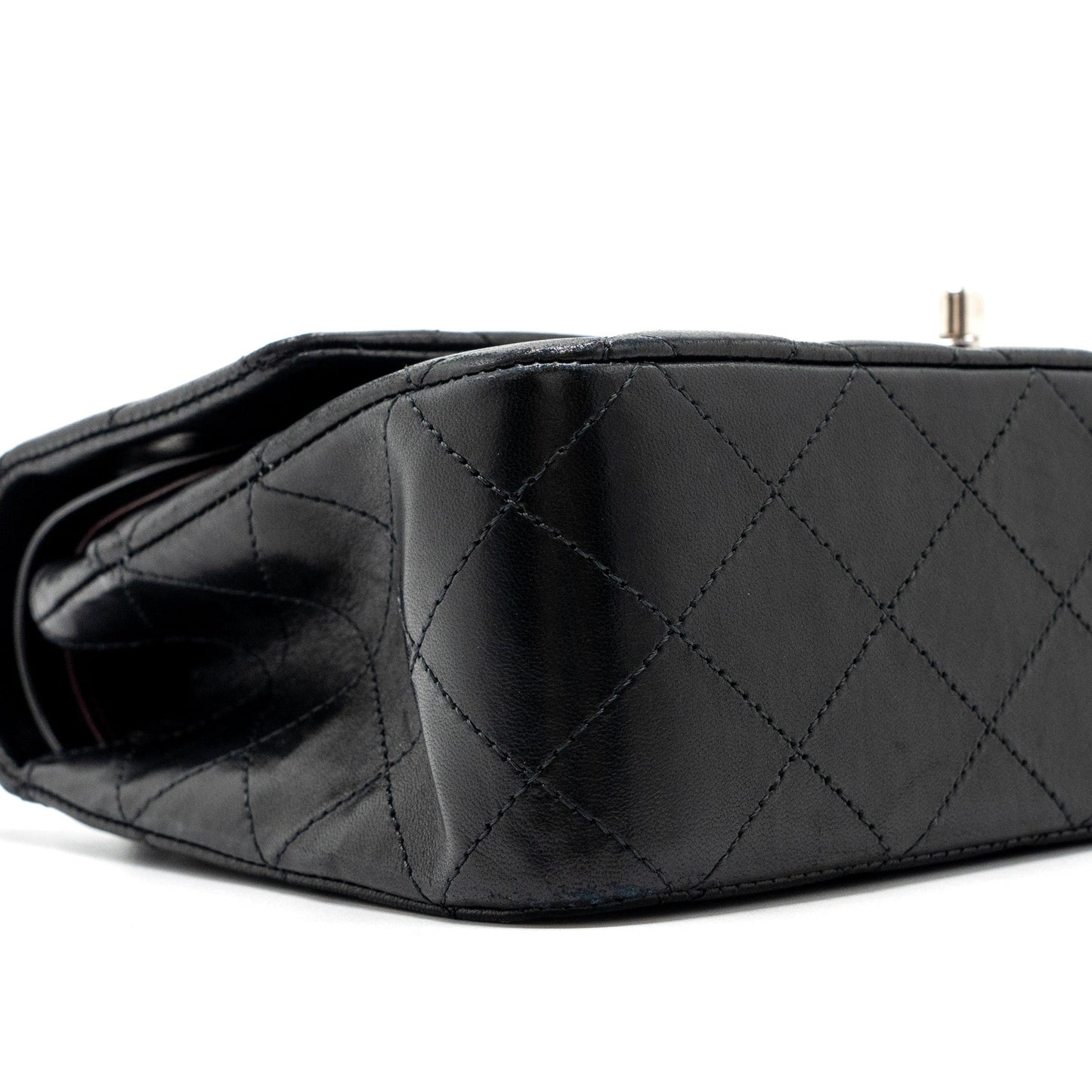 Chanel medium classic double flap bag lambskin black