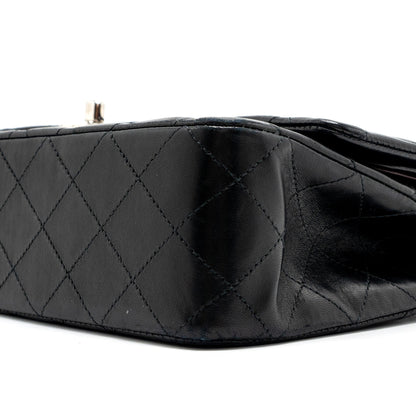 Chanel medium classic double flap bag lambskin black