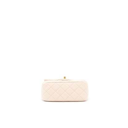 Chanel 22C Pearl Crush Mini Square Flap bag Lambskin Light Pink