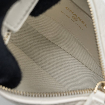 Chanel 23C round clutch lambskin white L (microchip)