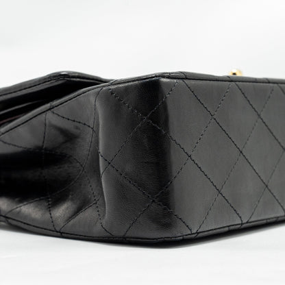 Chanel Medium Classic Double Flap Bag lambskin black